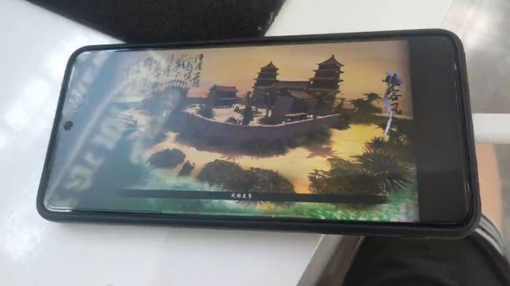 这是劝荆棘之后的剧情,为啥加载不出来?还有就是我重新换个存档玩为什么还要钱?是我之前买的不算吗截图
