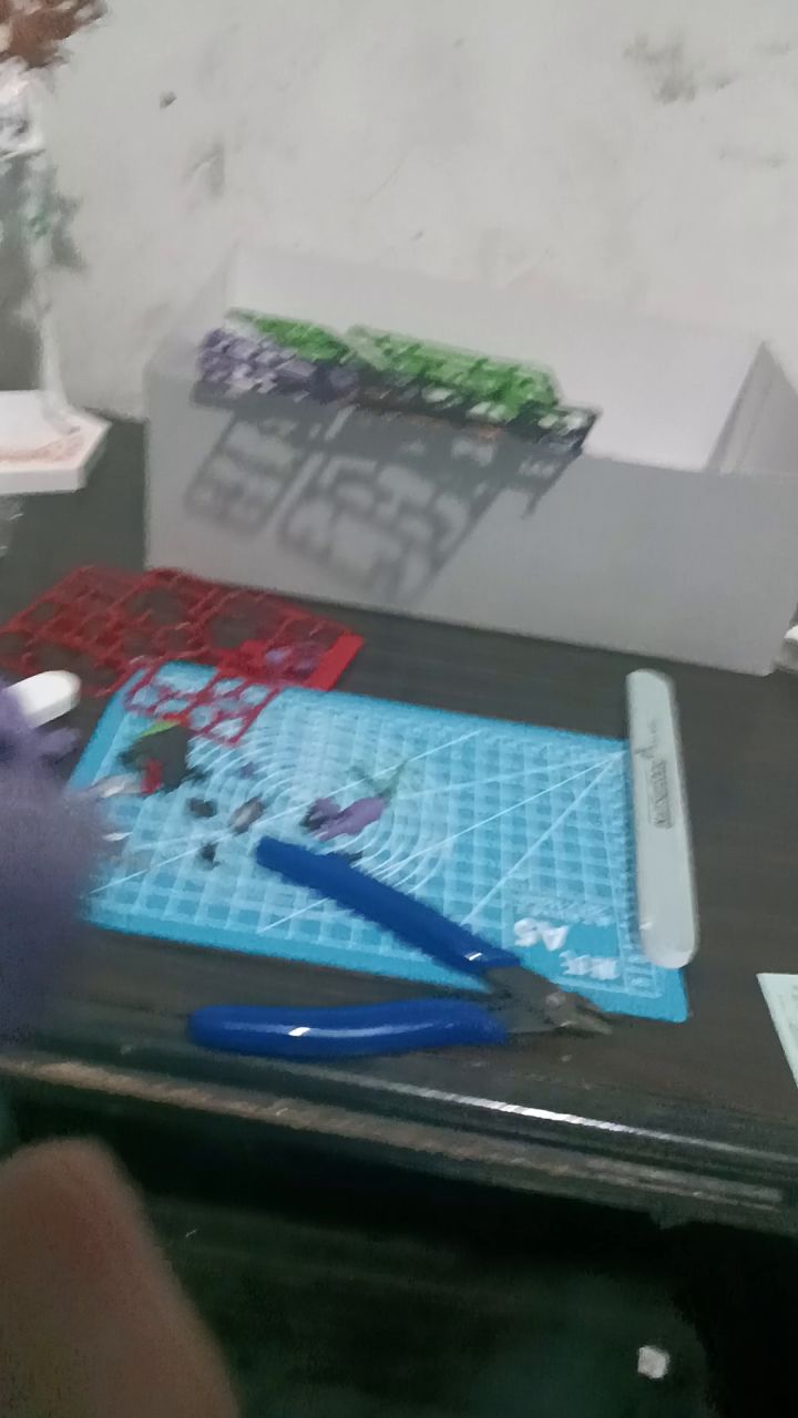 今天好不容易花了六个小时才做这么点截图