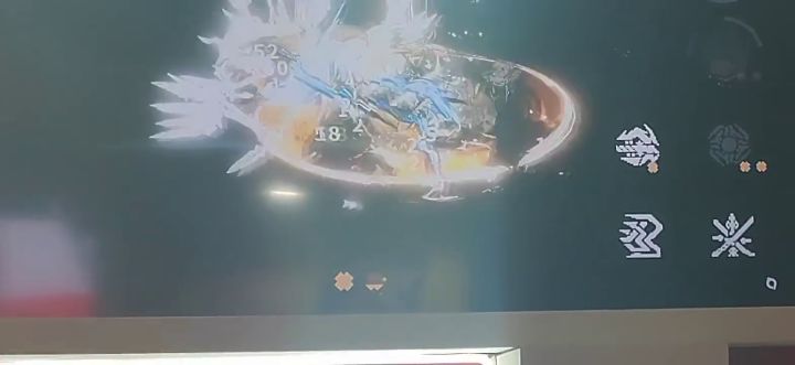 官群群友们的试玩截图