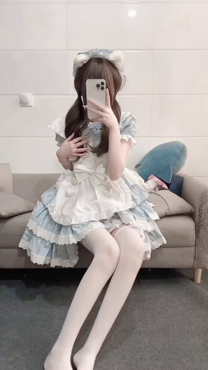 白丝yyds截图