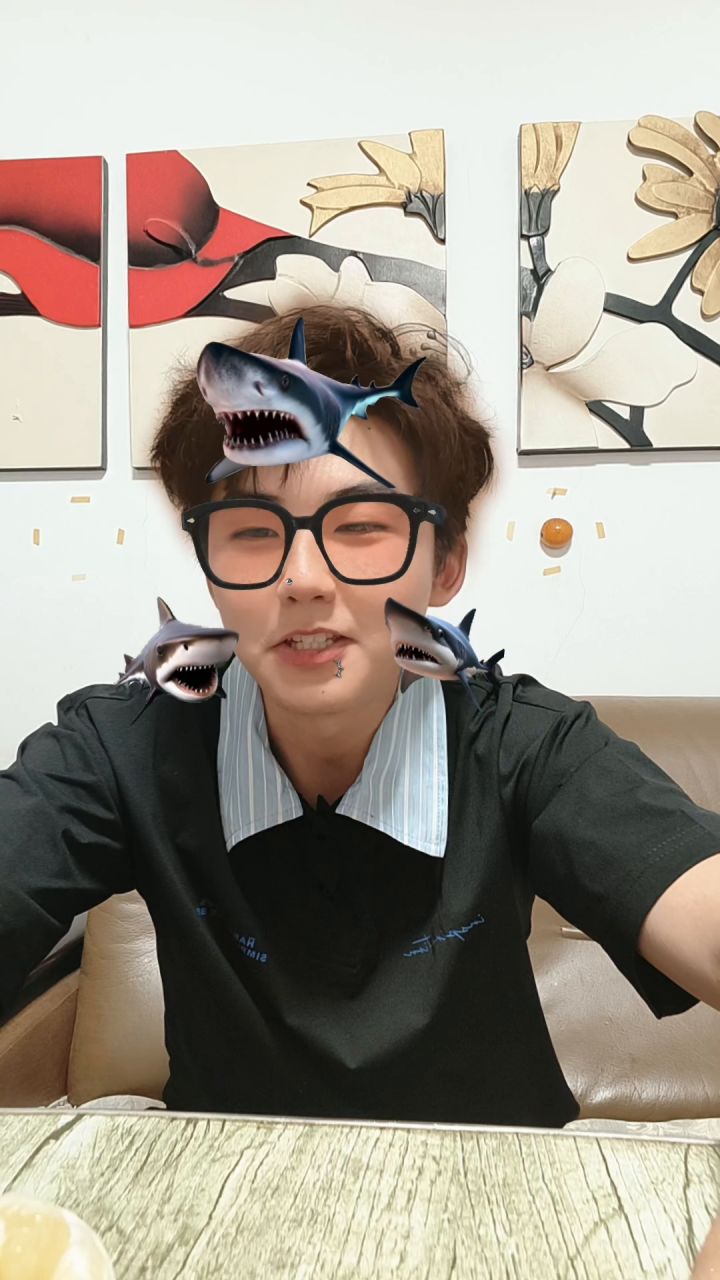 阿鲁,这是我对你的歉意,收下吧截图
